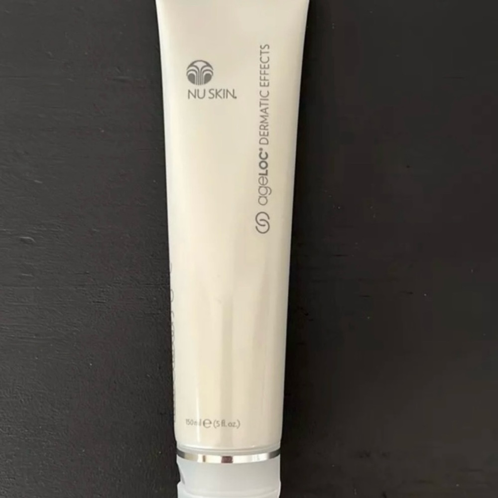 NuSkin (1) NEW/UNOPENED ageLOC Dermatic Effects Firming Cream
